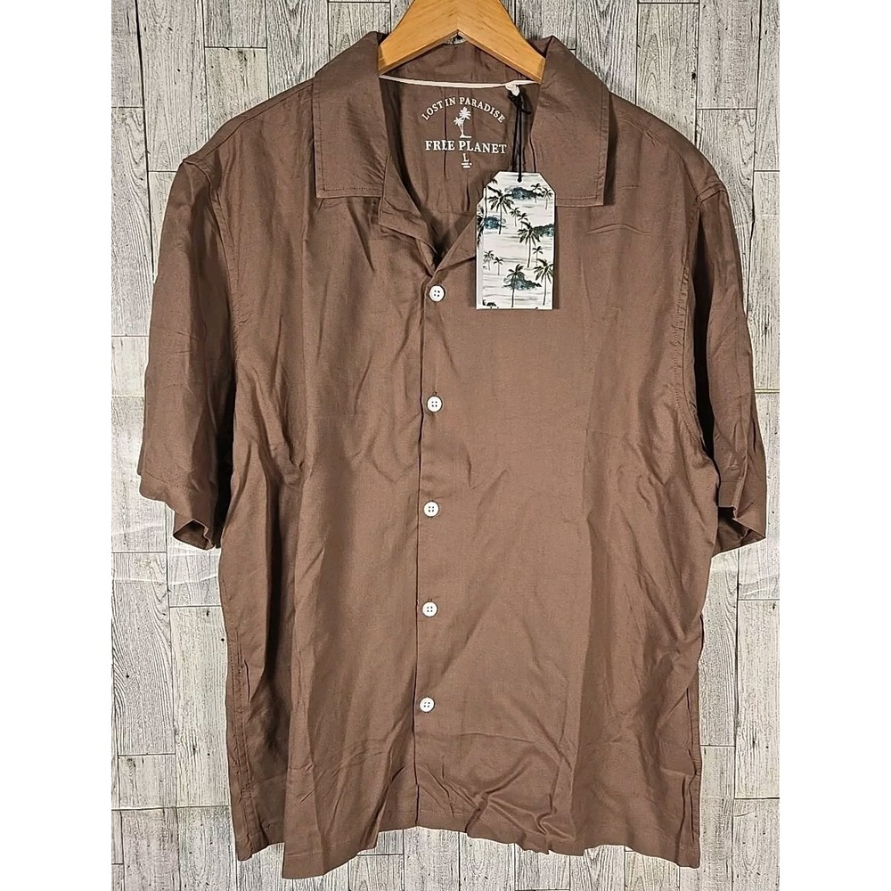 Free Planet Shirt LARGE Mens Short Sleeve Button Down Lost in Paradise Brown NEW